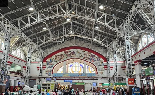 Mumbai Central Railway Station